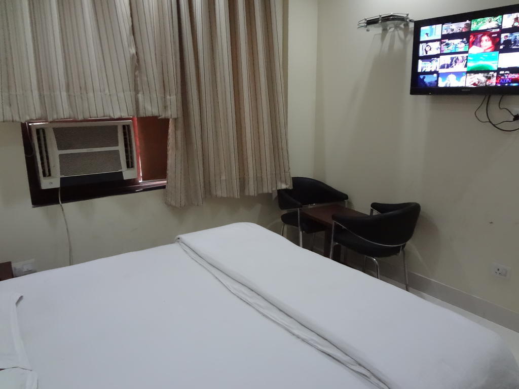 Hotel Siam International Delhi Zewnętrze zdjęcie