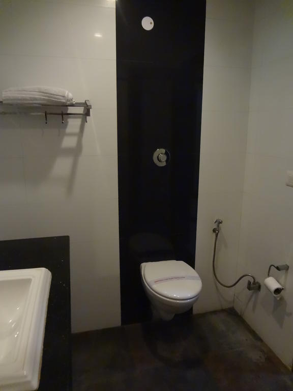 Hotel Siam International Delhi Zewnętrze zdjęcie