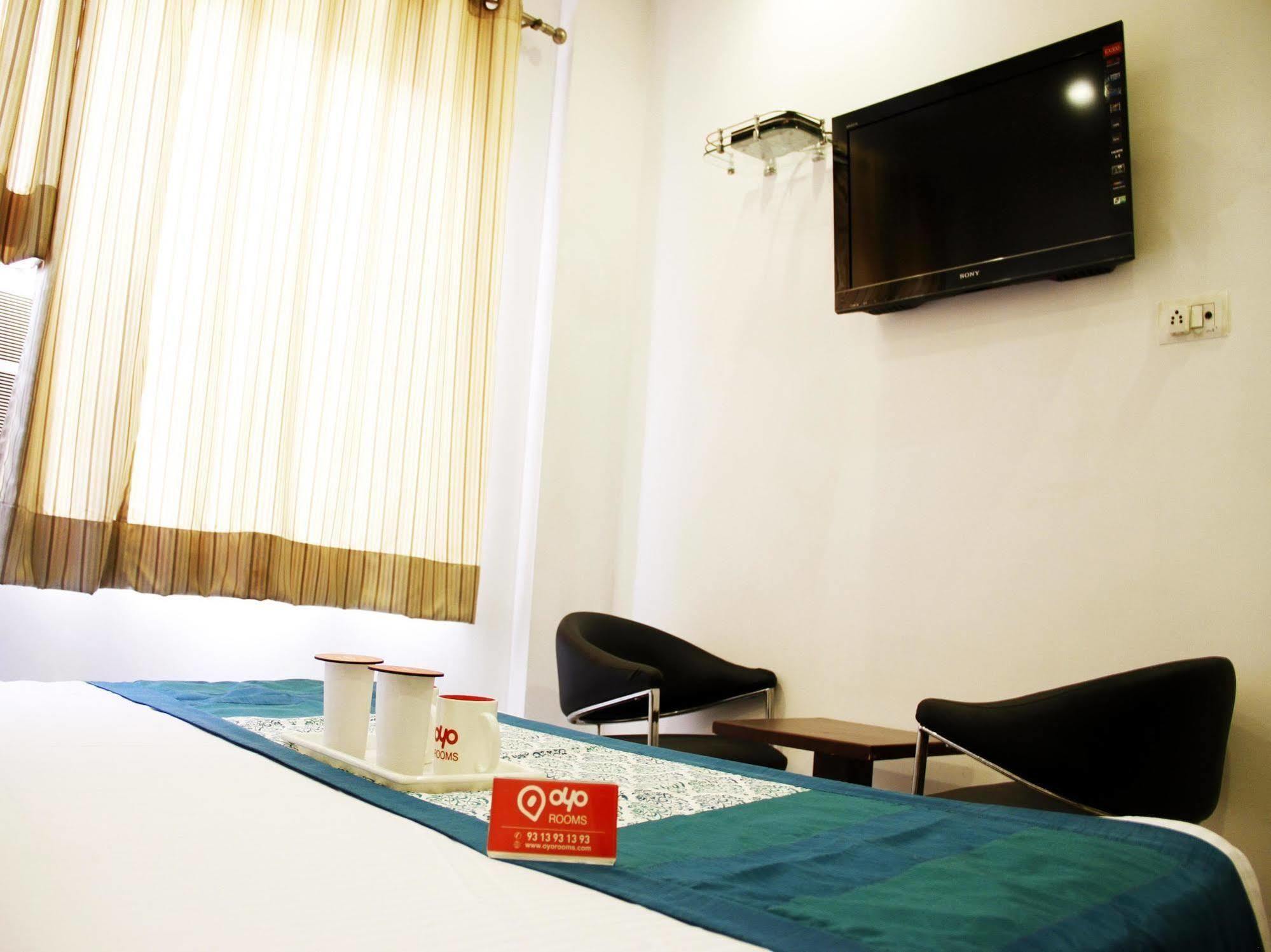 Hotel Siam International Delhi Zewnętrze zdjęcie